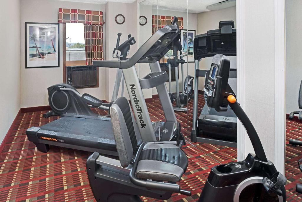 Fitness centrum a/nebo fitness zařízení v ubytování Ramada by Wyndham Spokane Valley