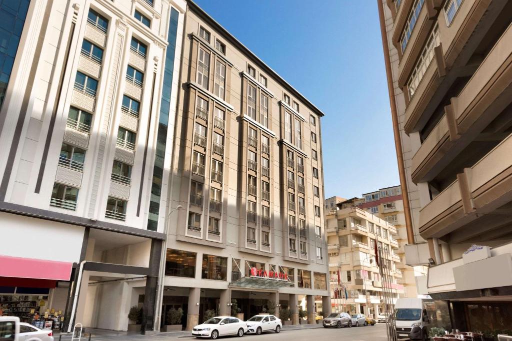 Ramada Hotel & Suites by Wyndham Adana