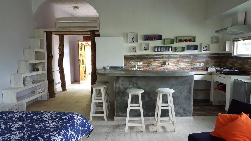 Kuchyň nebo kuchyňský kout v ubytování Villa Lumbalumba