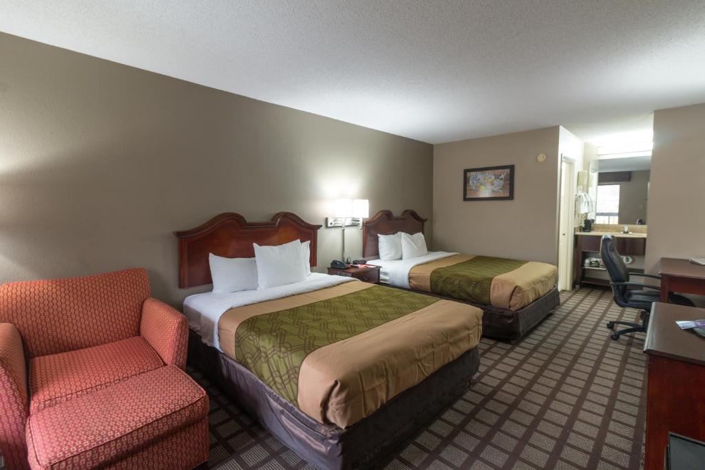 Econo Lodge Garner - Raleigh - Queen Room With Two Queen Beds - Non-Smoking