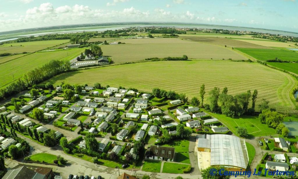 Letecký snímek ubytování Camping Le Tarteron