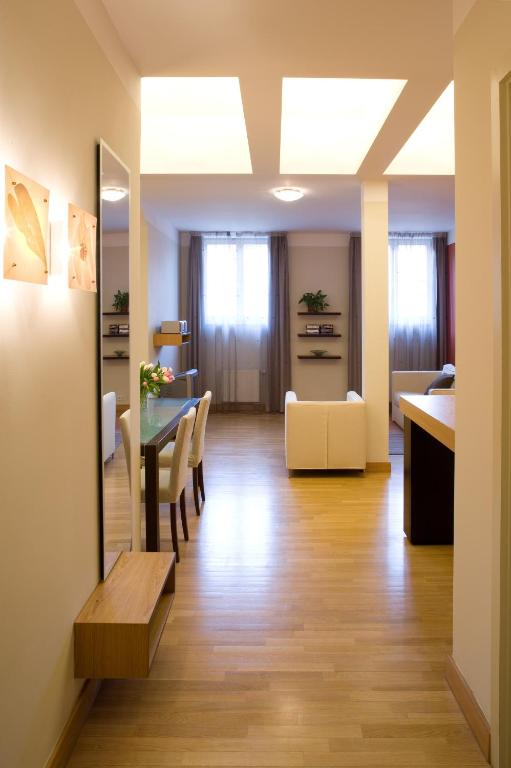 Mamaison Residence Belgická Prague - Resim 19