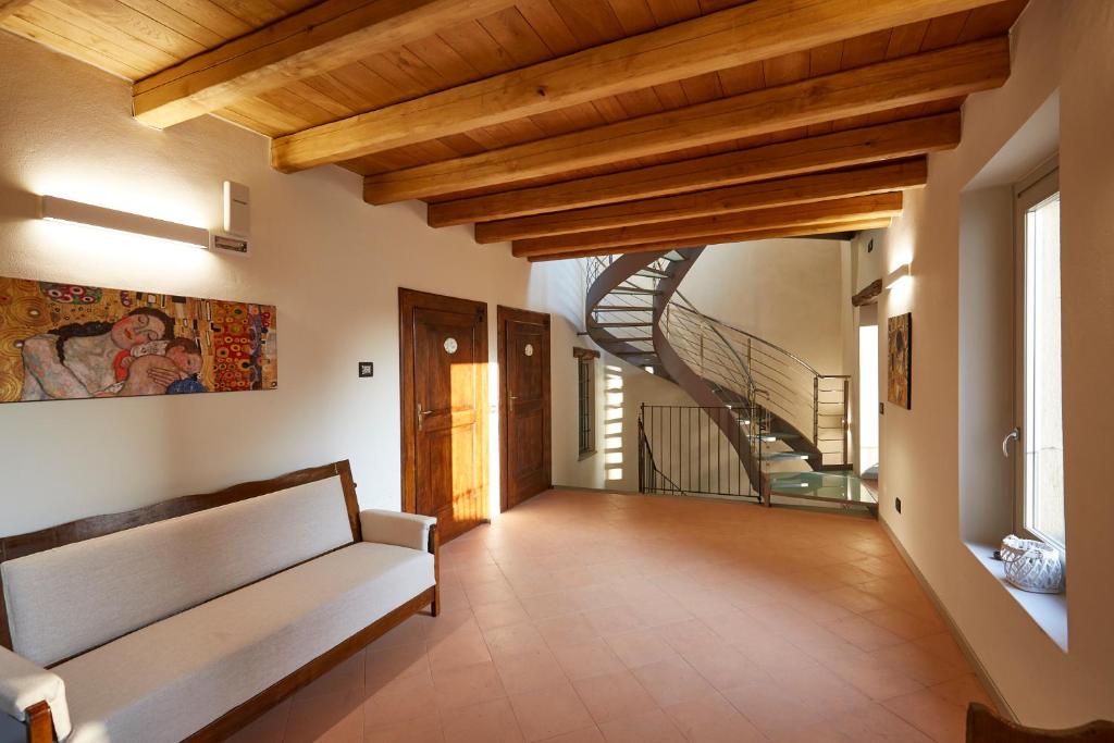 Fotografie z fotogalerie ubytování Palazzo Eleonora v destinaci Monasterolo del Castello