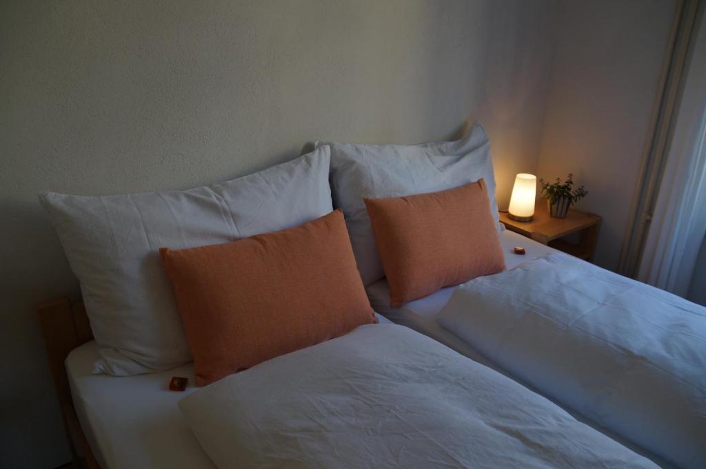 Postel nebo postele na pokoji v ubytování Villa Donkey BnB