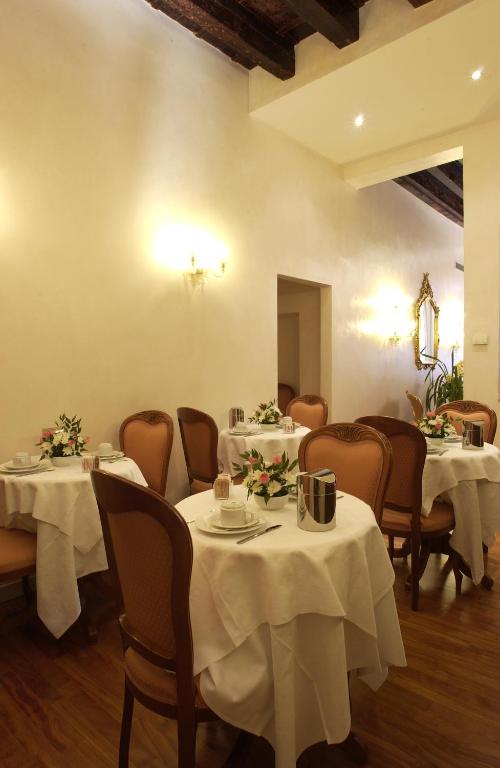 Posezení v ubytování Hotel Locanda Canal
