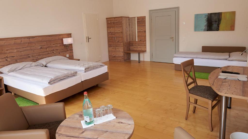 Klosterhotel Kreuz - Habitación Triple