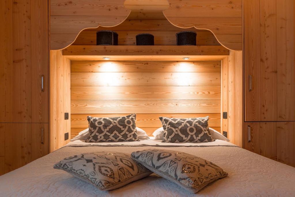 Postel nebo postele na pokoji v ubytování LMC Guesthouse