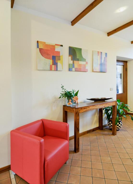 Posedenie v ubytovaní Antico Albergo Madonna