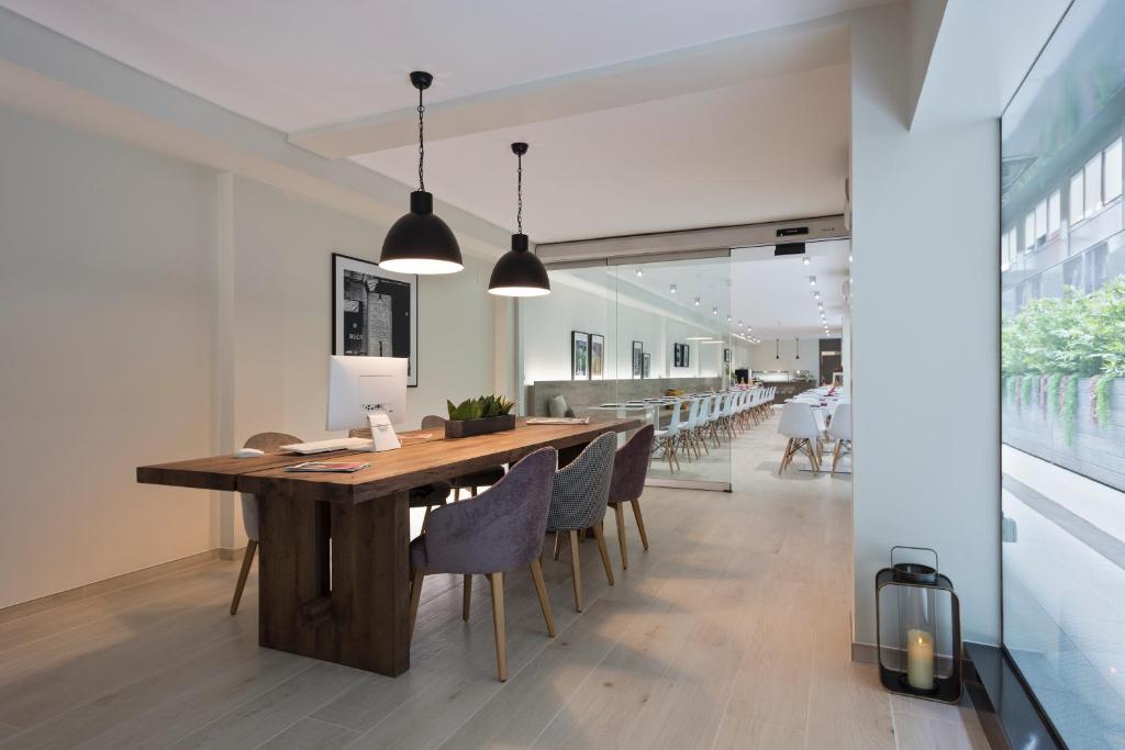 Aparthotel Bcn Montjuic - Resim 38