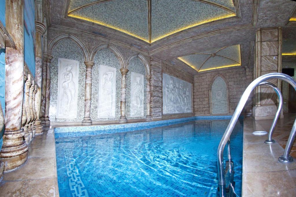 Gallery image of Venezia Palazzo Hotel in Yerevan