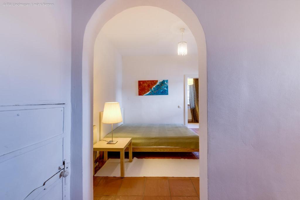 Postel nebo postele na pokoji v ubytování Ferienwohnung Mariazell