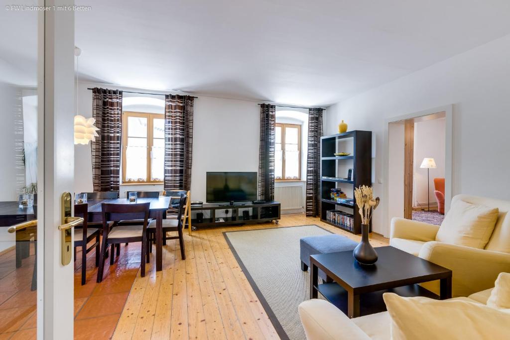 TV a/nebo společenská místnost v ubytování Ferienwohnung Mariazell