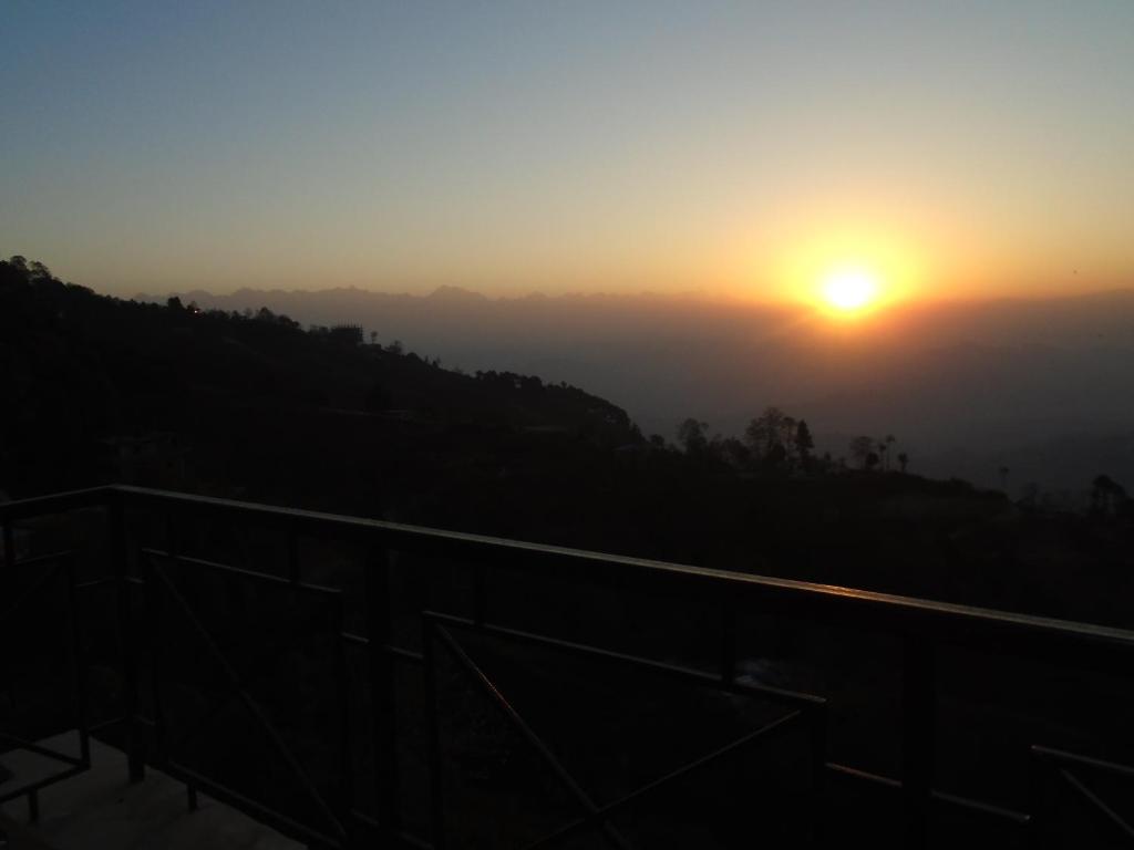 Hotel Nagarkot Holiday Inn - Habitación Doble O Twin Con Vistas A La Montaña