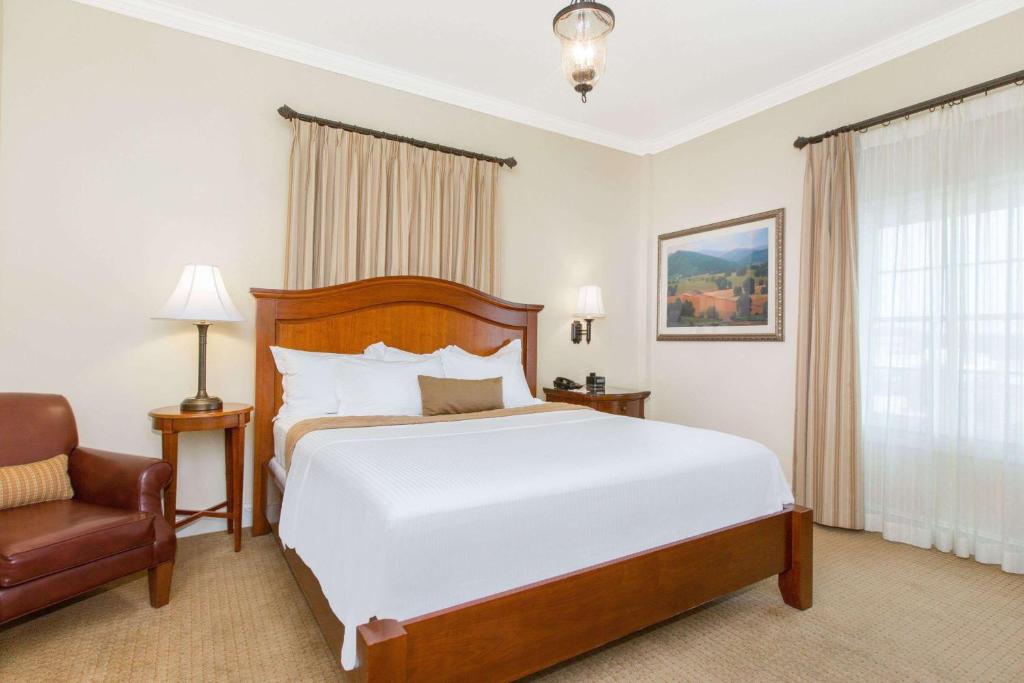 The George Washington - A Wyndham Grand Hotel - 