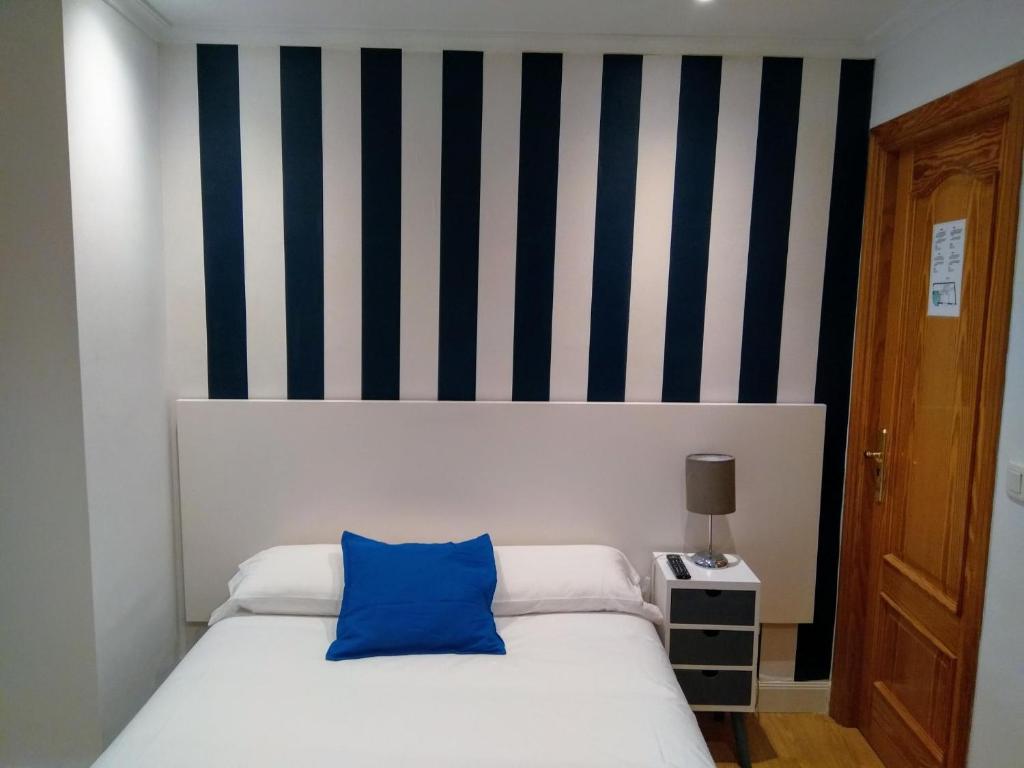 Aldatzeta Ostatua - 1