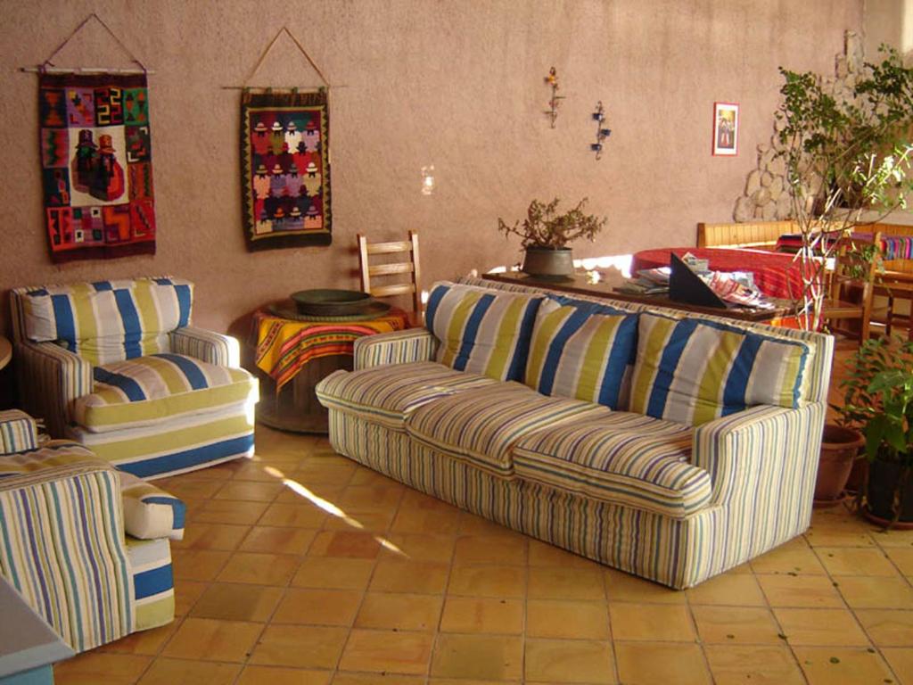 Część wypoczynkowa w obiekcie Agriturismo La Dolce Vita Lipari