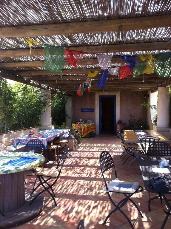 Restauracja lub miejsce do jedzenia w obiekcie Agriturismo La Dolce Vita Lipari