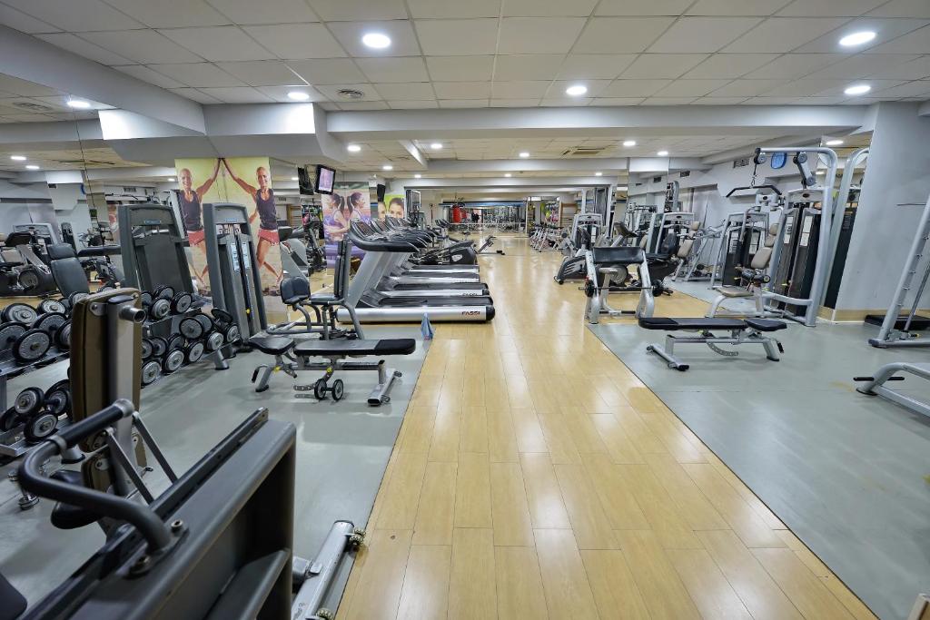 O centro de fitness e/ou as comodidades de fitness de Petit Hotel Elita