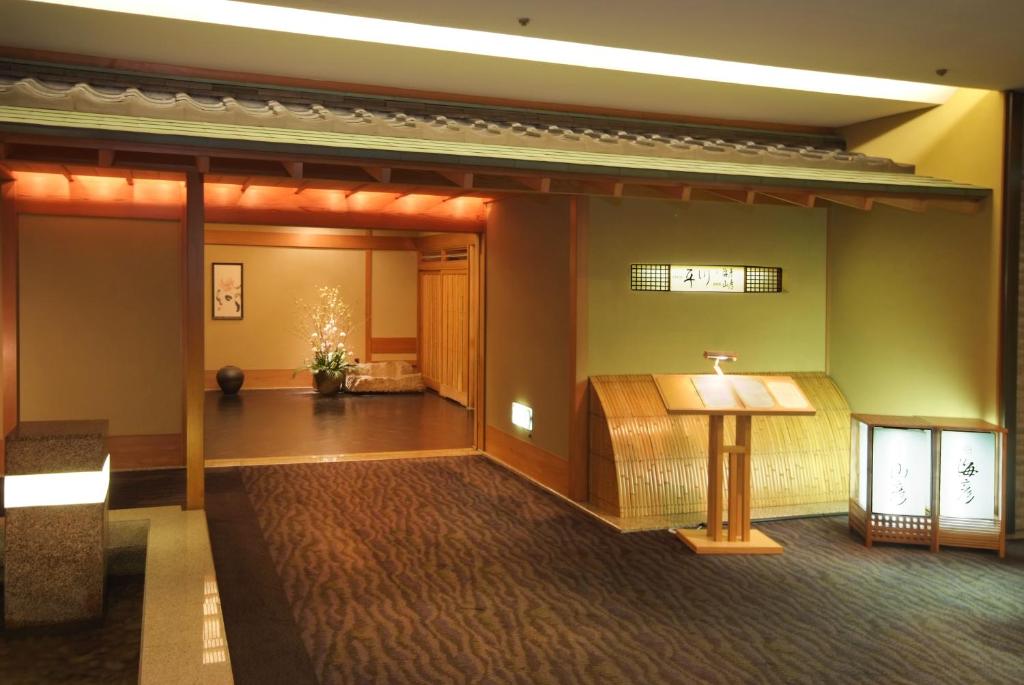 Posezení v ubytování Hotel Metropolitan Edmont Tokyo