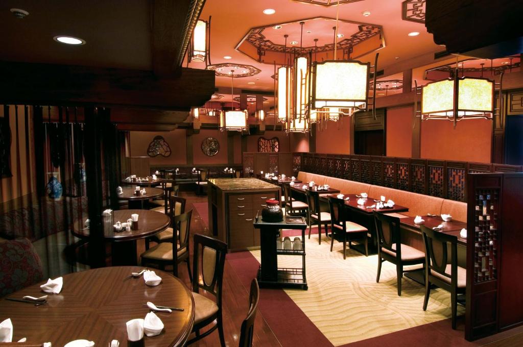 Restaurace v ubytování Hotel Metropolitan Edmont Tokyo
