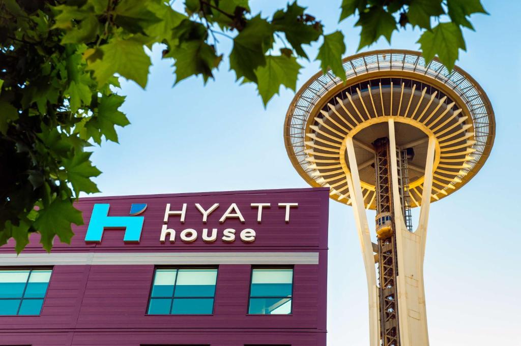 a water tower in front of a h hyatt house at Hyatt House Seattle Downtown in Seattle