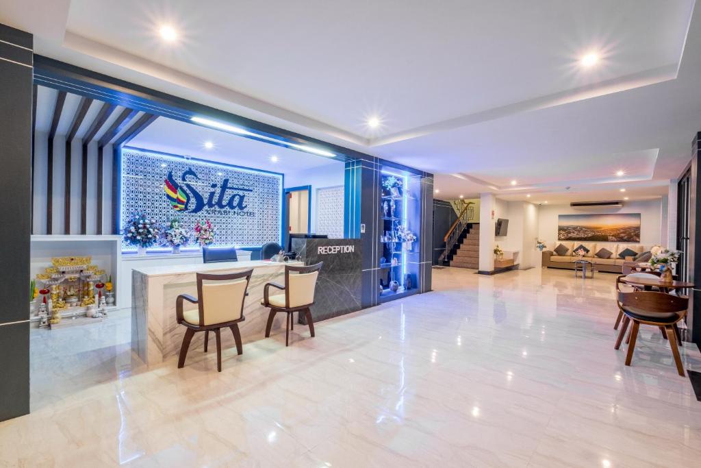 Posezení v ubytování Sita Krabi Hotel
