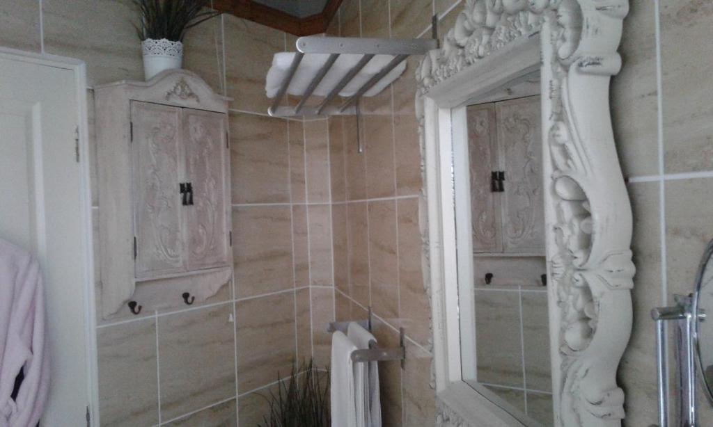 Ένα μπάνιο στο Ballybur Lodge