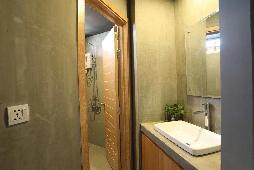 Koupelna v ubytování RS II Guesthouse