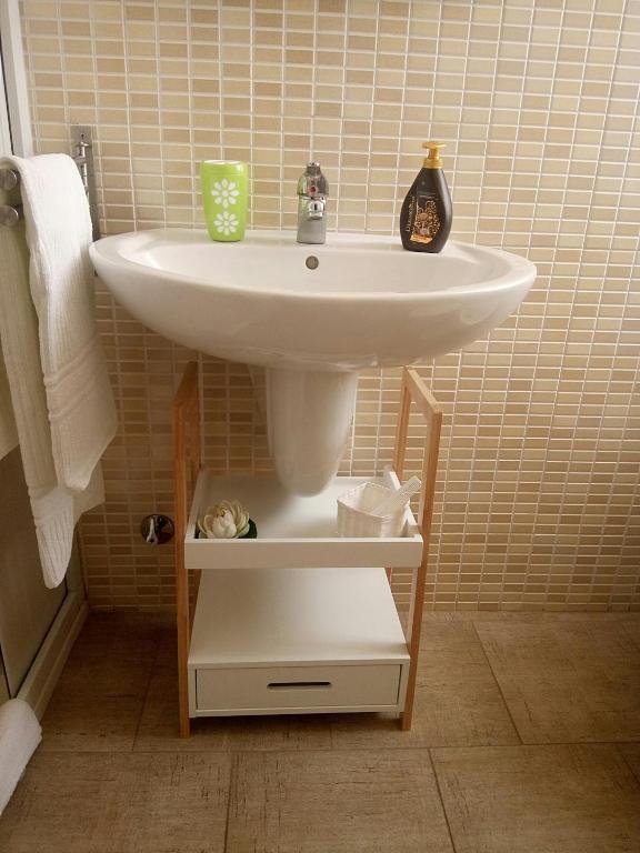 Koupelna v ubytování Casa Antioco B&B