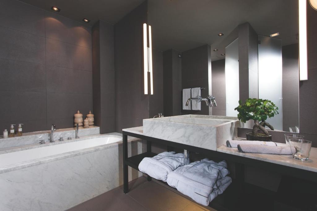 Bagno di Parc Hotel Billia