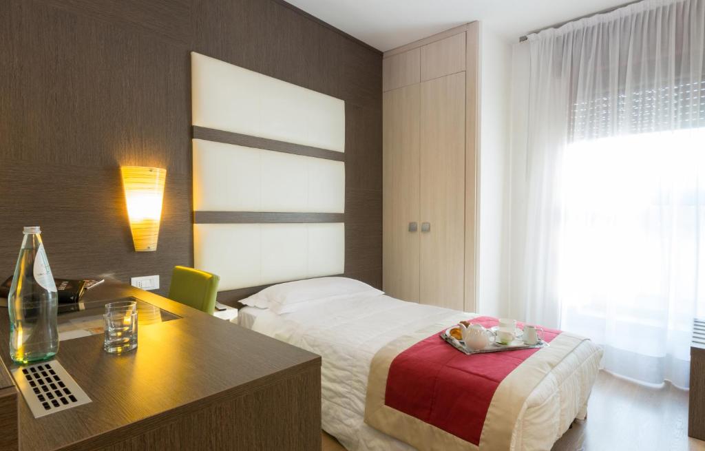 Hotel Victoria - Economy Single Room