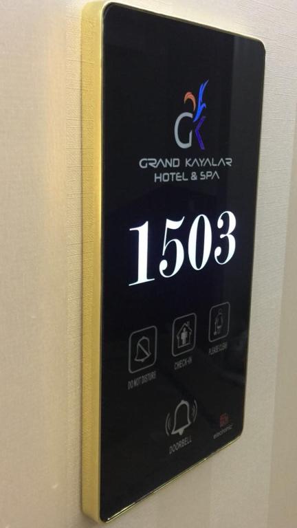 Certifikát, hodnocení, plakát nebo jiný dokument vystavený v ubytování Grand Kayalar Hotel