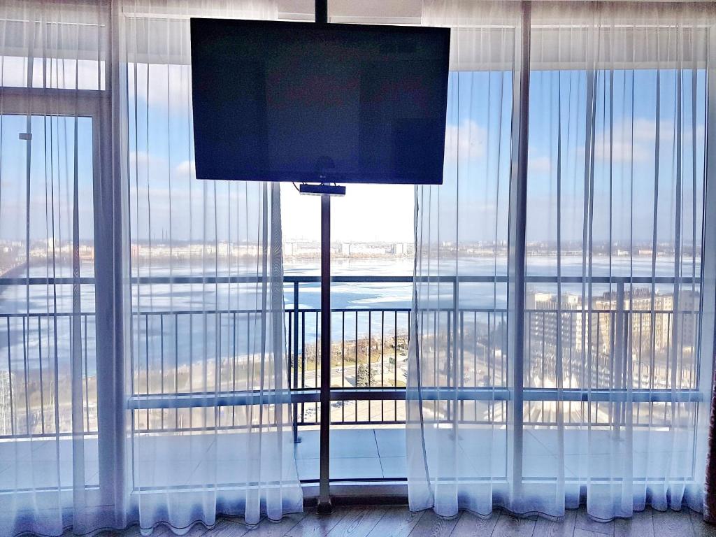 TV a/nebo společenská místnost v ubytování Most City Apart-Hotel