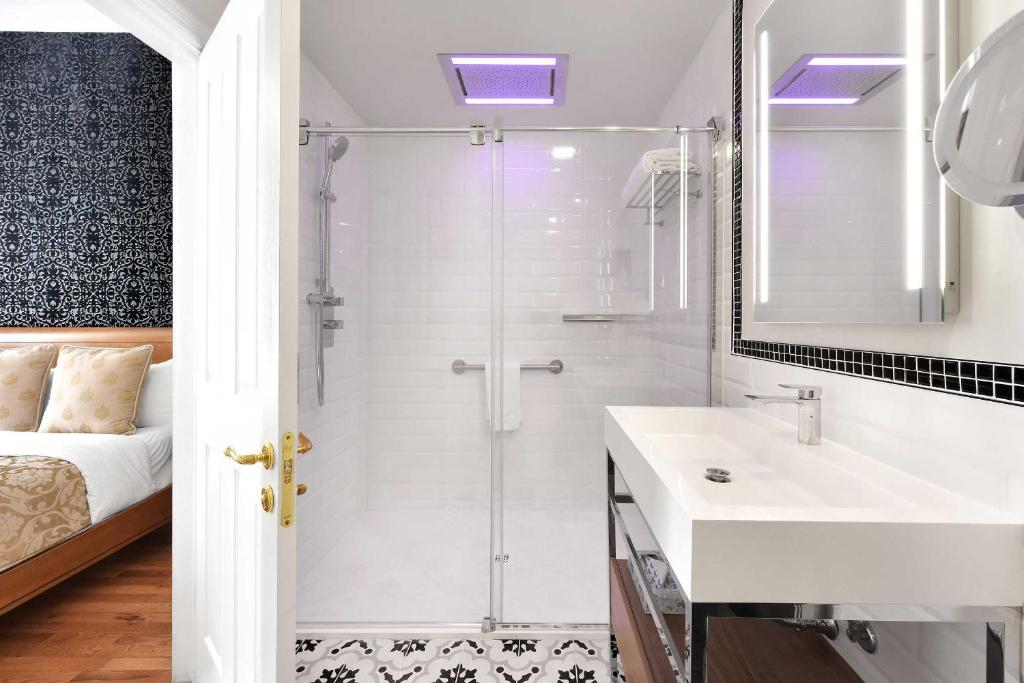 Hotel Bonaparte - Resim 23