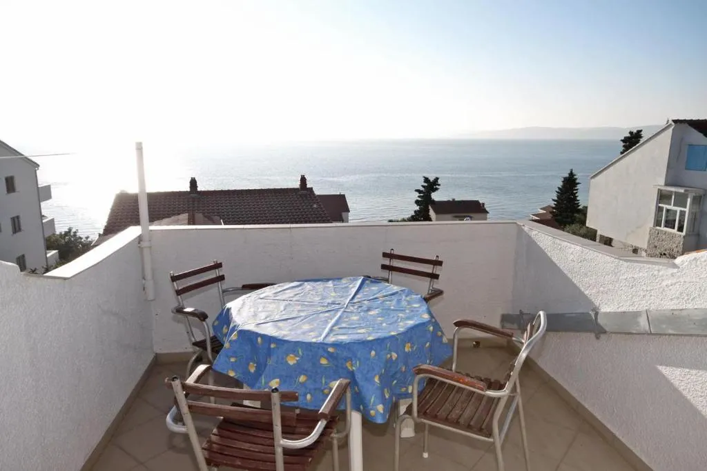 Apartments by the sea Businci, Ciovo - 6012, Centola, Croatia
