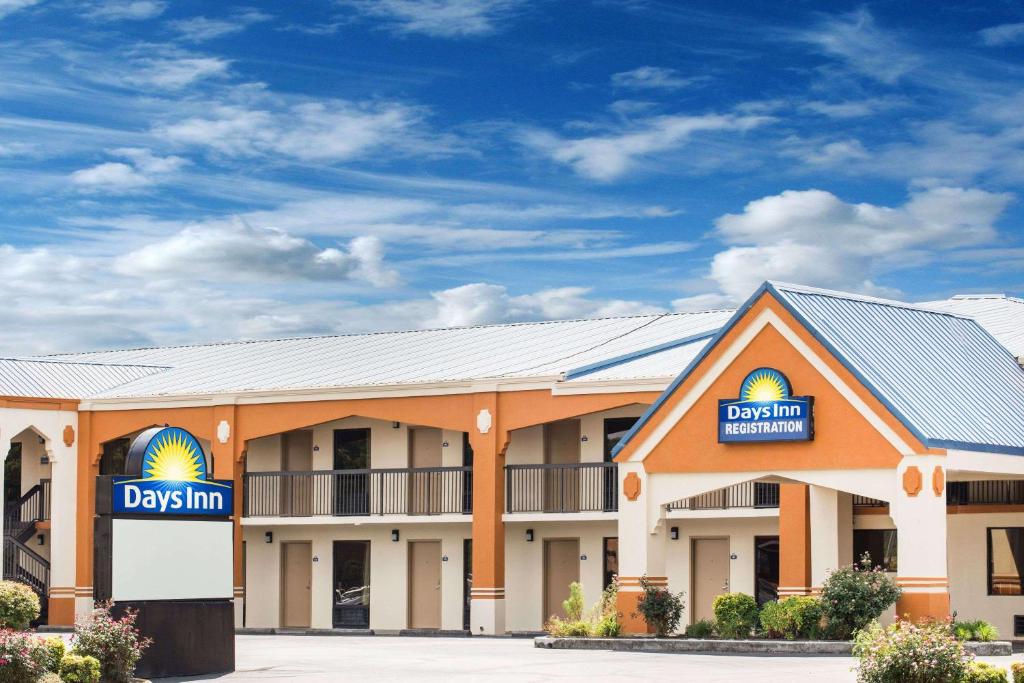 a rendering of aldrin inn and suites at Days Inn by Wyndham Athens in Athens