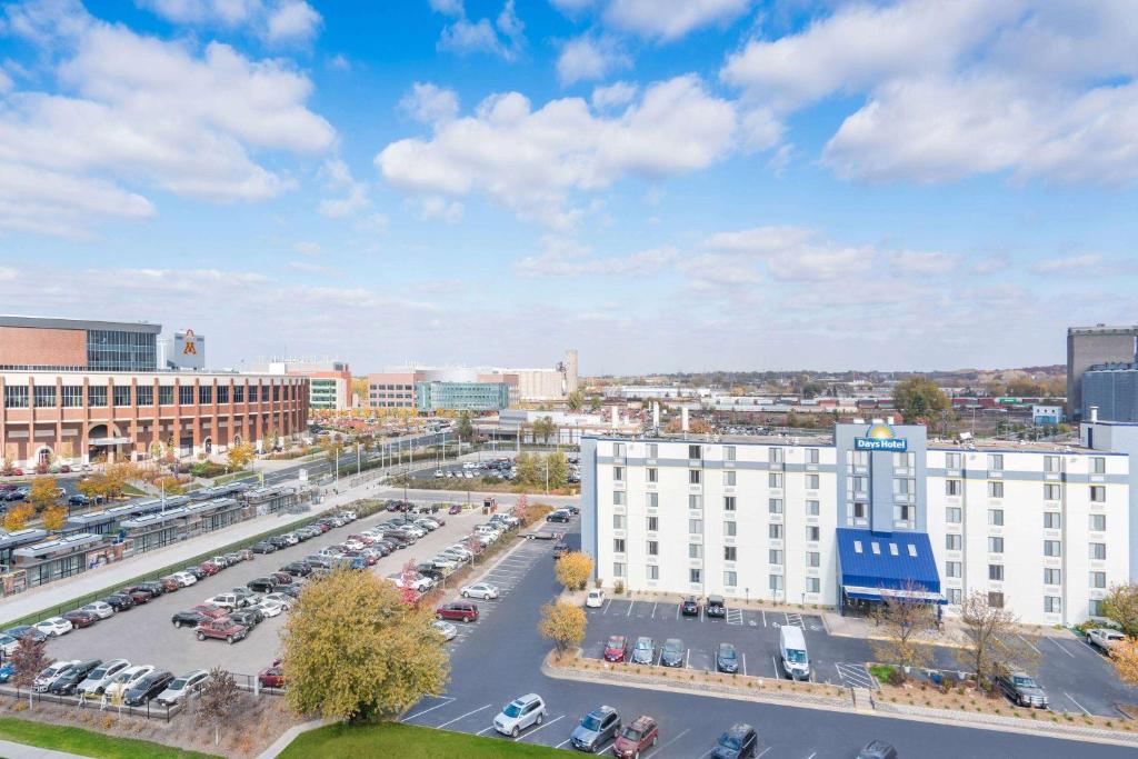 Nespecifikovaný výhled na destinaci Minneapolis nebo výhled na město při pohledu z hotelu