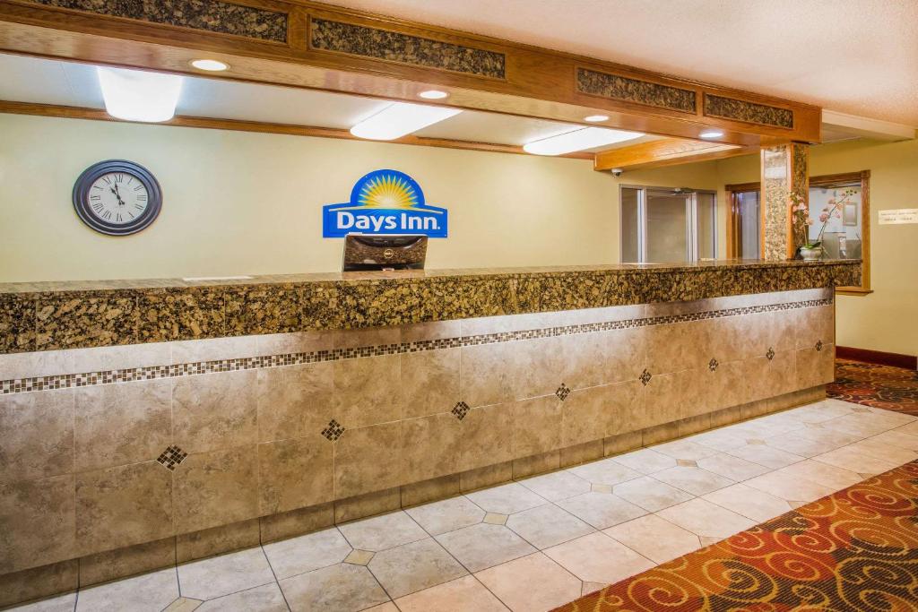 Certifikát, hodnocení, plakát nebo jiný dokument vystavený v ubytování Days Inn by Wyndham Yakima