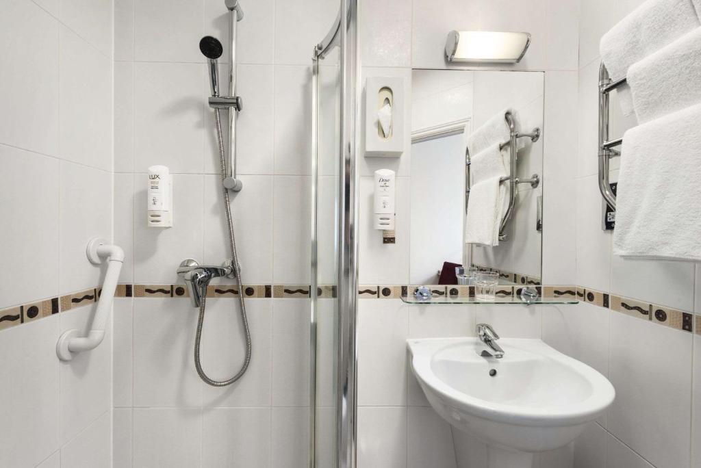 Days Inn Hyde Park - Resim 3