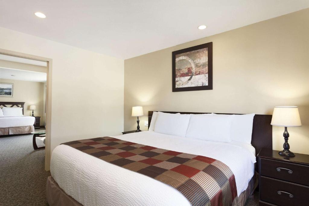 Days Inn by Wyndham Montreal East - Resim 27