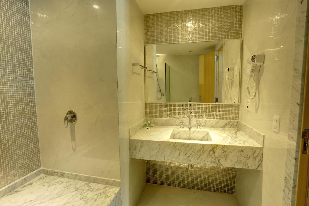  Atlantico Sul Hotel