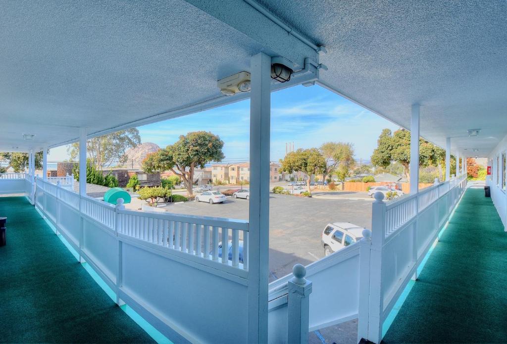Morro Bay Sandpiper Inn photo