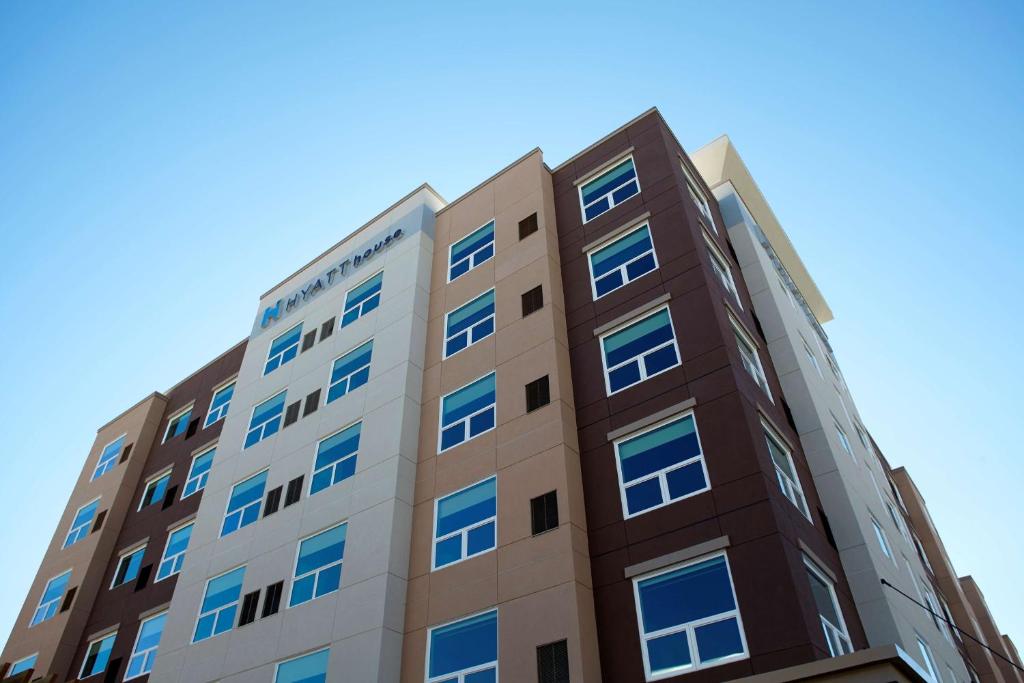 Hyatt House Denver Lakewood Belmar photo
