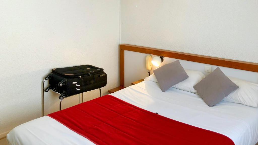Logis Hôtels - Hôtel et Restaurant Les Cordeliers - Double Room