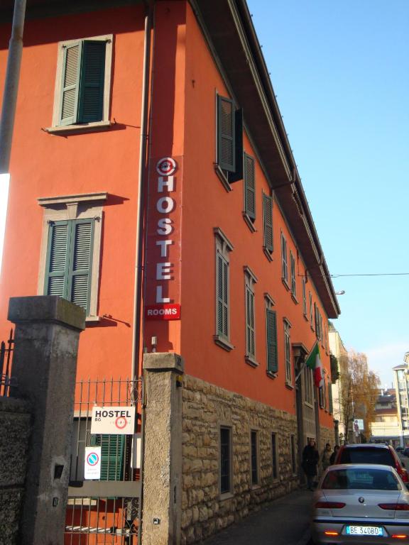 Budova, kde se hostel nachází