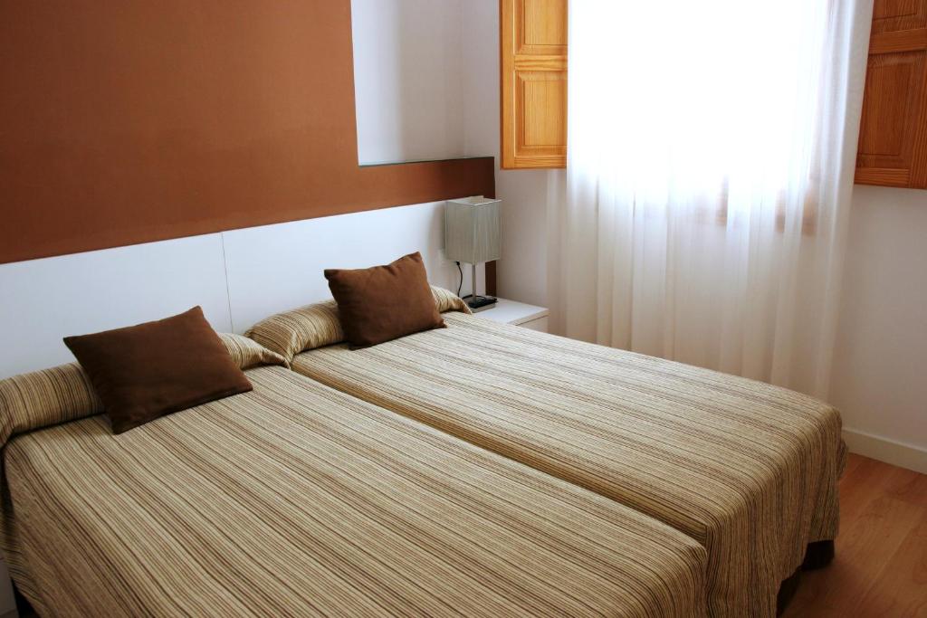 Edificio Palomar - PalomarGroup - Two-Bedroom Apartment With Balcony