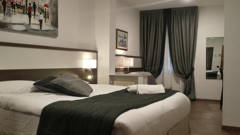 Coccodrillo Hotel & Apartments - Standard Vierbettzimmer