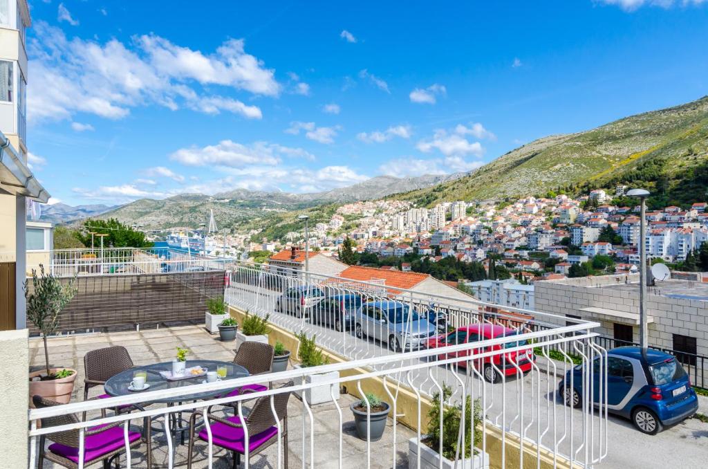 Výhľad na hory alebo výhľad na hory priamo z apartmánu