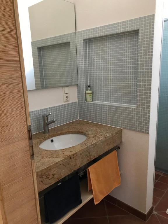 Rhönhaus mit Kreuzbergblick - 6