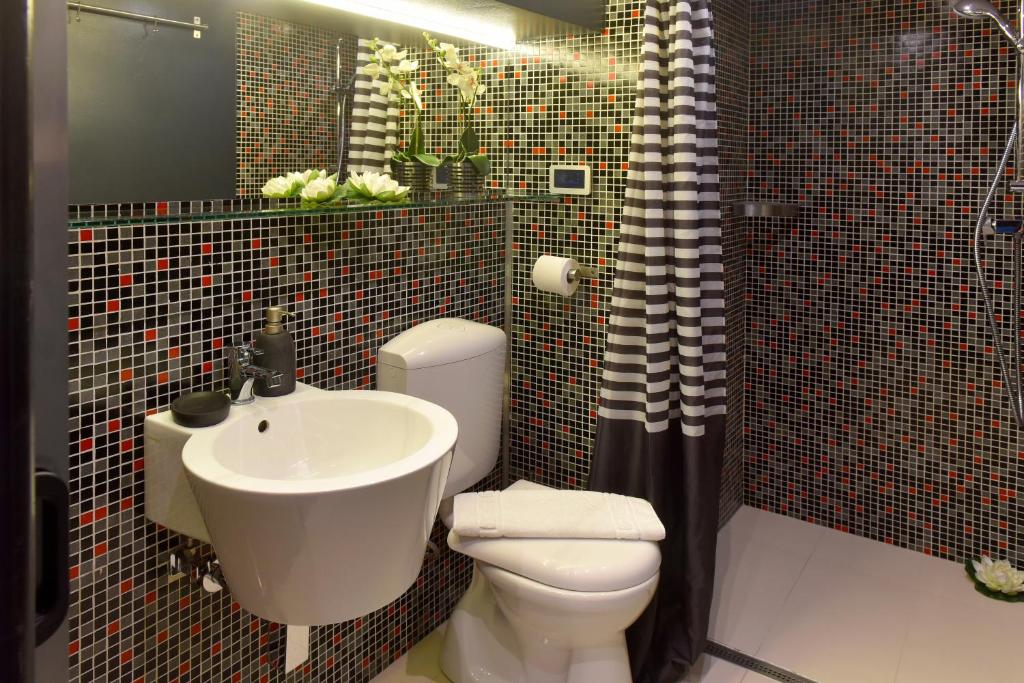 Walk Inn Váci 42 - Resim 22